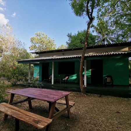 The Nilmini Lodge Σιγκιρίγια Εξωτερικό φωτογραφία
