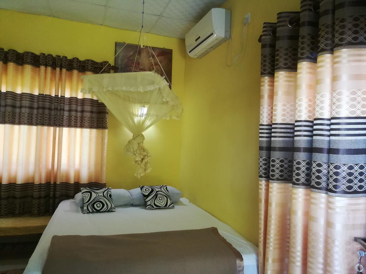 The Nilmini Lodge Σιγκιρίγια Εξωτερικό φωτογραφία